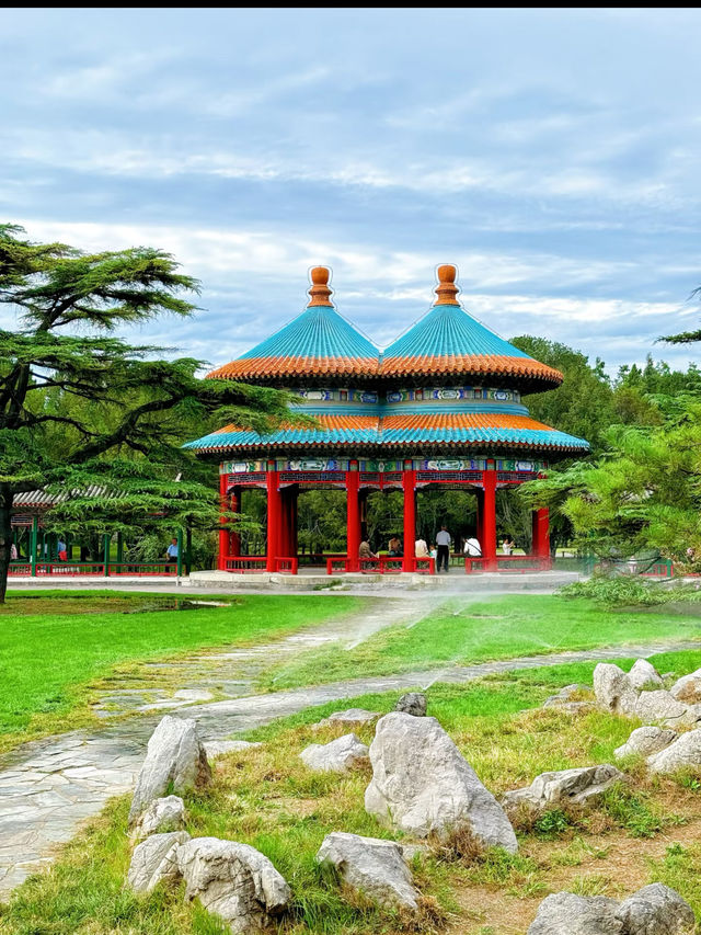 The Temple of Heaven Park: A Majestic Blend of History and Nature 