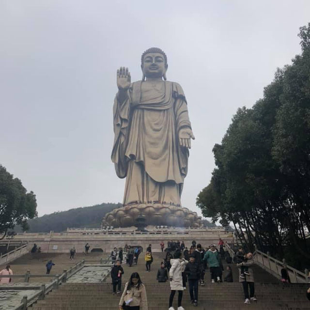 Visit the 🌎’s largest Bronze Buddha statue