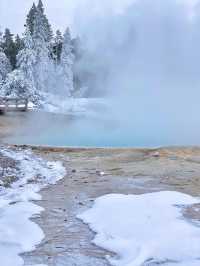 Winter Wonderland in Yellowstone: A Magical Snowy Adventure