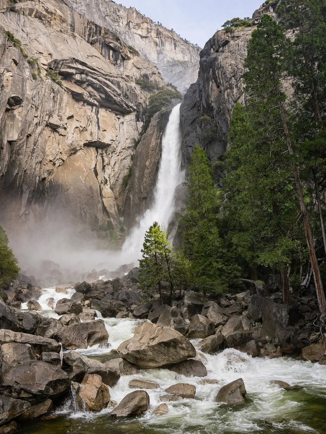 Chasing Waterfalls in Yosemite: A Journey Through Cascading Beauty