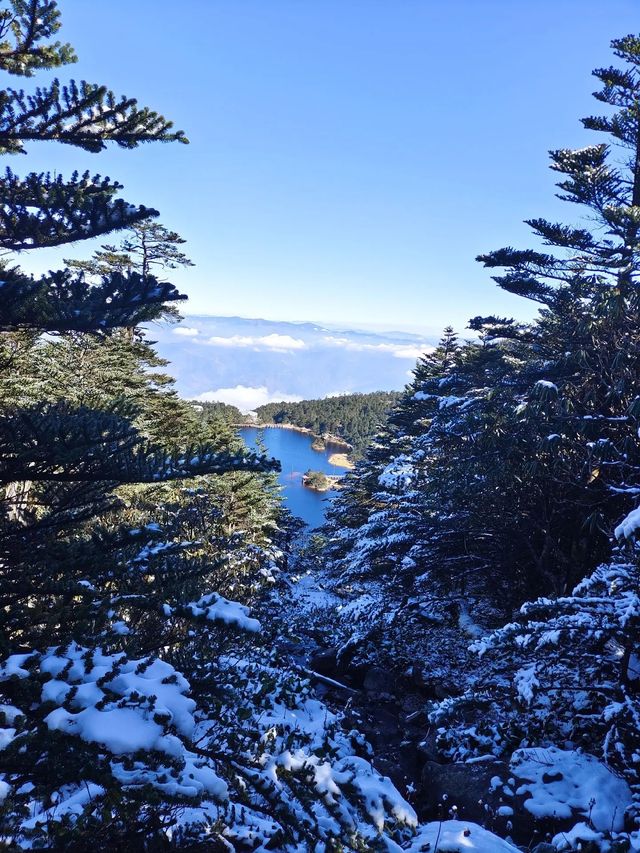 只有到達山頂，才能看見的風景