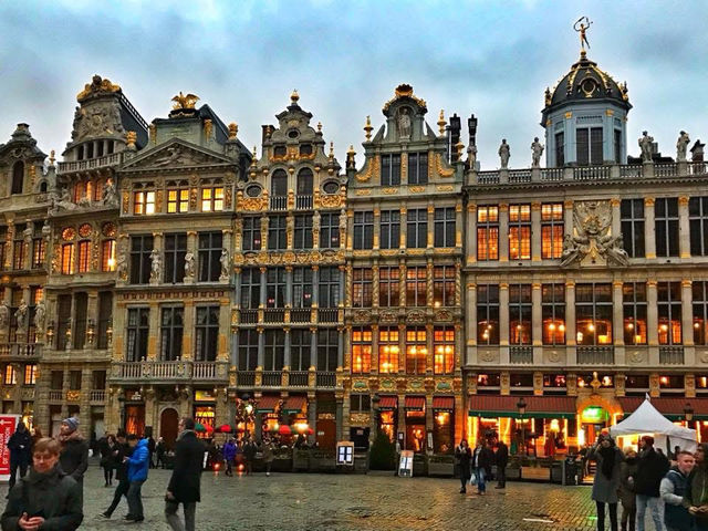 🇧🇪The Grand palace in Brussels🇧🇪🎄🥰