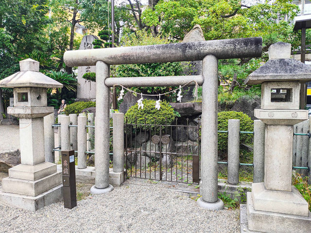 大阪景點：難波八阪神社