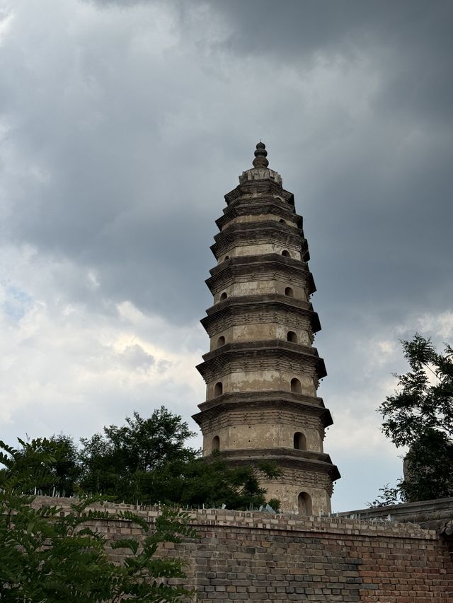 平遥慈相寺|一寺九層八角塔。