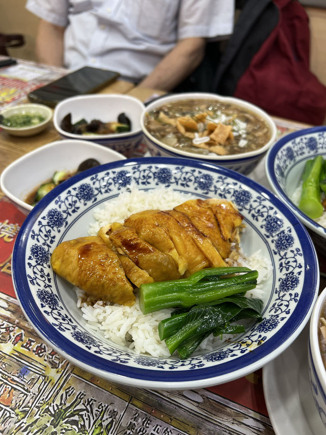 【銅鑼灣港島經典蛇羹套餐，料多實在】