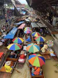 Drifting Through Bangkok’s Floating Markets: A Vibrant Experience