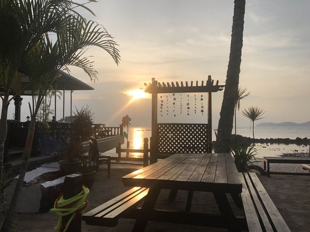 Pulau Tioman Salang Beach