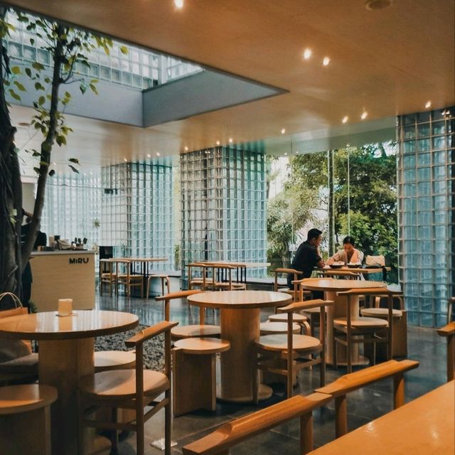 MIRU COFFEE | GLASSBLOCK JAPANESE COFFEE SHOP