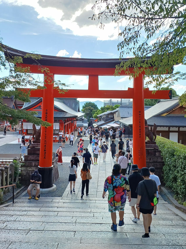 京都景點｜超壯觀千本鳥居—京都伏見稻荷大社—藝妓回憶錄