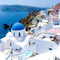 Santorini - A summer bucketlist