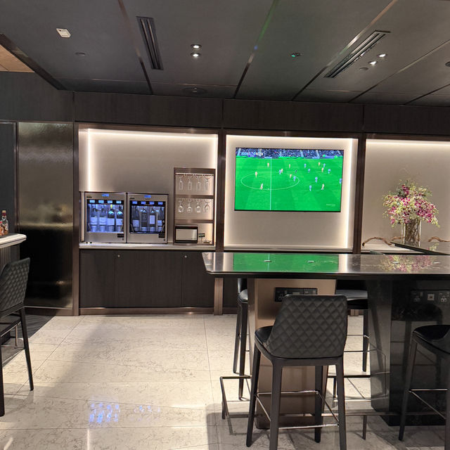 SilverKris Lounge in Changi Terminal 3: A Luxurious Layover Experience