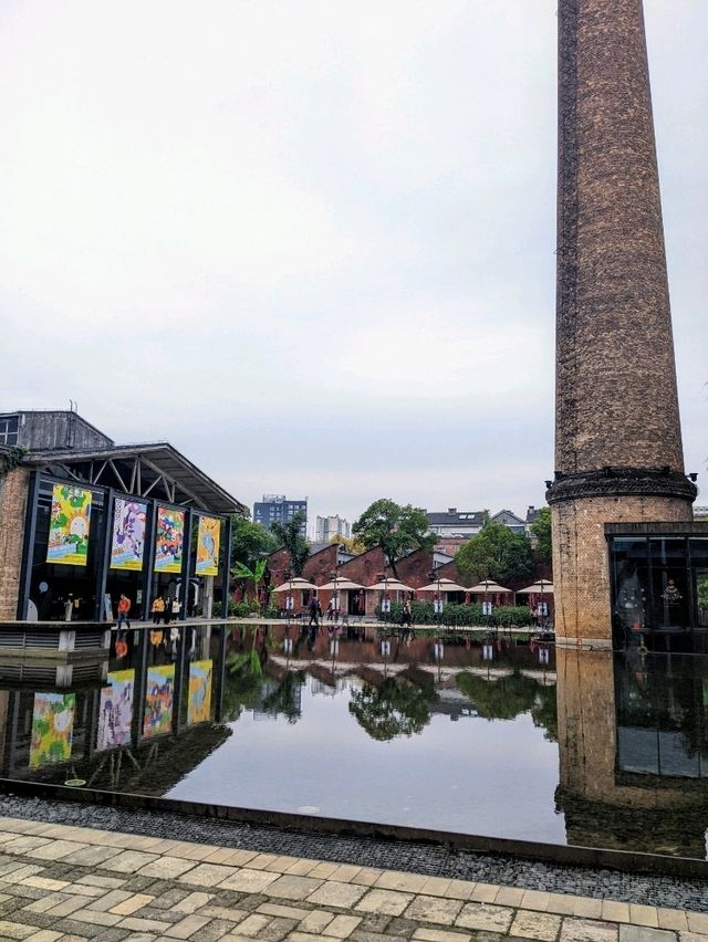 走逛傳統燒陶瓷器大本營：景德鎮御窯博物館