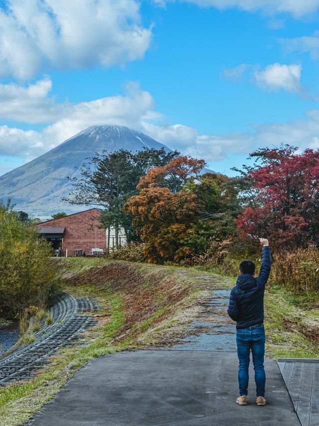 相比於人山人海的京都，我還是更喜歡札幌的秋天。