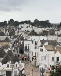 Alberobello 蘑菇屋小鎮的奇妙之旅