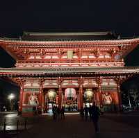 雷門淺草觀音寺，東京必遊最古老的廟宇。