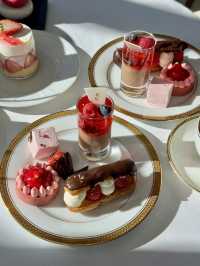 Strawberry and chocolate afternoon tea🍓