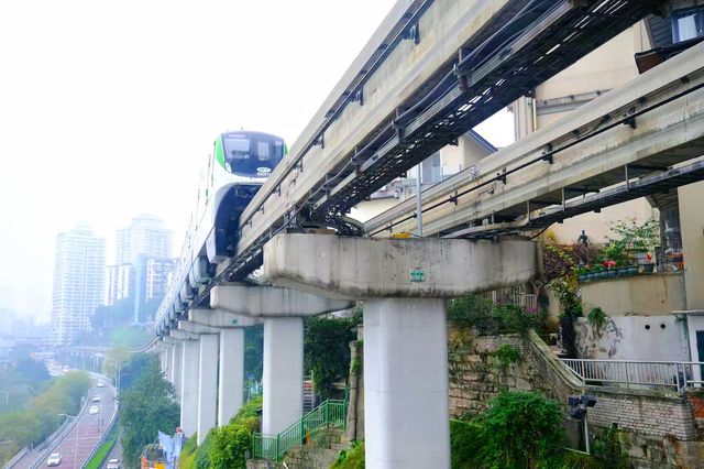 穿越奇景，夢回山城