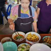 ครัวป้าศรีไว ร้านอาหารพื้นเมืองเชียงแสน