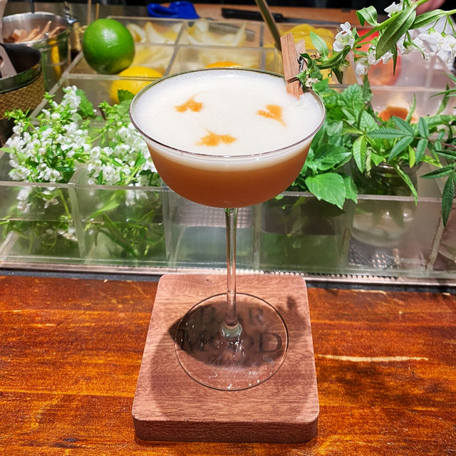 Discover the Relaxing Vibes of Bar Mood in Taipei🍹🌆