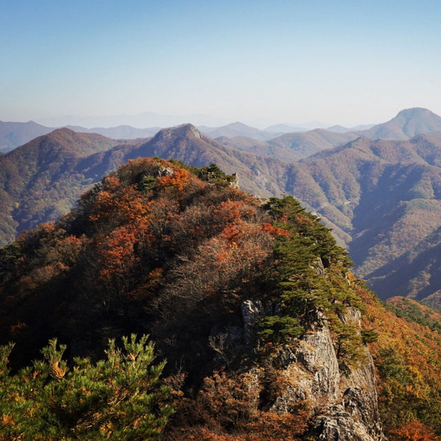 Naejangsan hiking trails in autumn