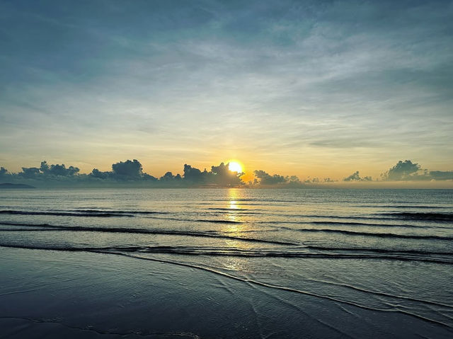 Sunset at Pantai Batu Hitam, Kuantan