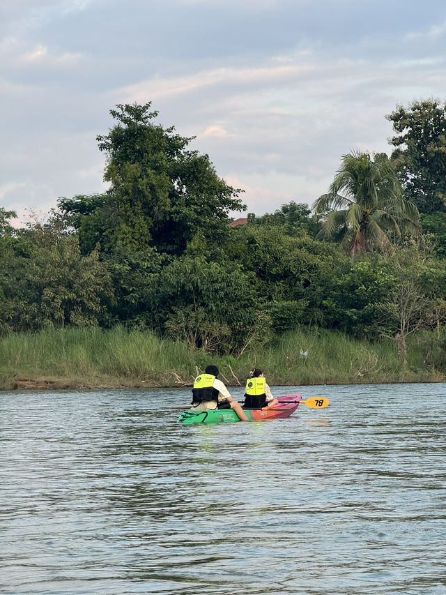 พายเรือคายัค | วังเวียง 🚣🏻‍♂️🌳🌤️🏞️