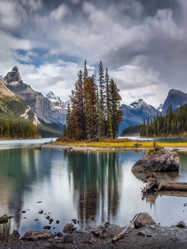 3 Reasons Why Jasper National Park Should Be Your Next Destination