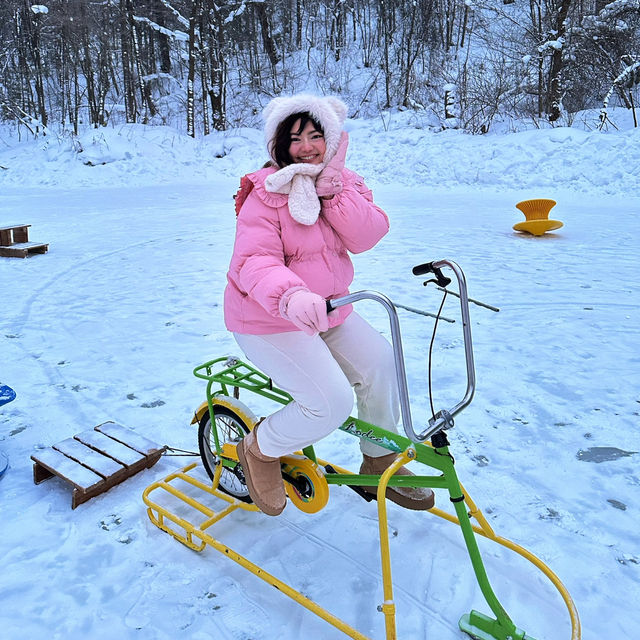 หลีกหนีความวุ่นวายมาเล่นหิมะที่ Snow Valley❄️☃️