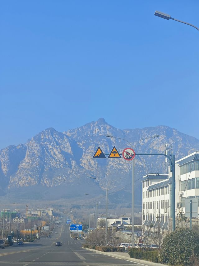 中岳登極，太室穿越，絕佳盛景在此山