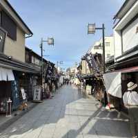 【東京】寅さんのふるさと、レトロな魅力に溢れる柴又帝釈天門前参道商店街