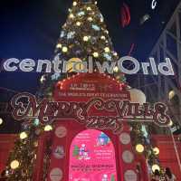 ”centralwOrld X J.P. TOYS GALLERY ✨🎄