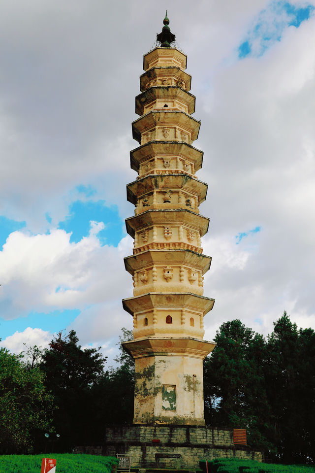 跟著黑神話：悟空遊中國：大理千年古寺