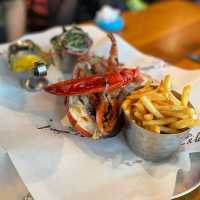 Burger and lobster 