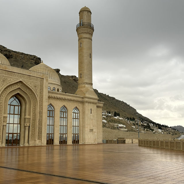 Baku: A Perfect Blend of Modernity and Tradition