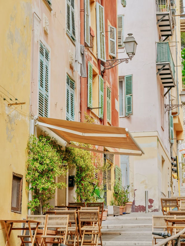 Charming Streets and Vibrant Life: Exploring Nice’s Old Town