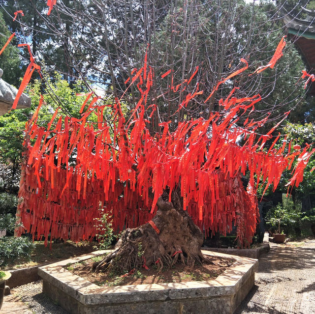 Wangu Tower: Where History Meets the Clouds in Lijiang