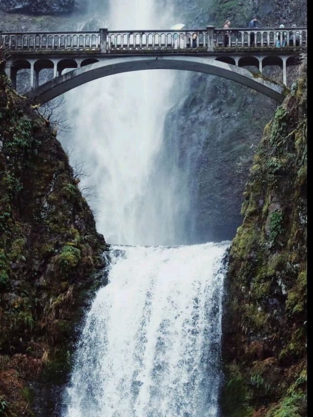 Multnomah Fallsis truly Breathtakingly Awesome❤️