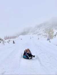 綿陽北川九皇山，邂逅自然與文化的奇幻之旅。