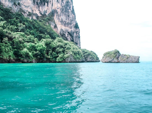 รีวิว เที่ยวเกาะปอดะ กระบี่ 🏝️