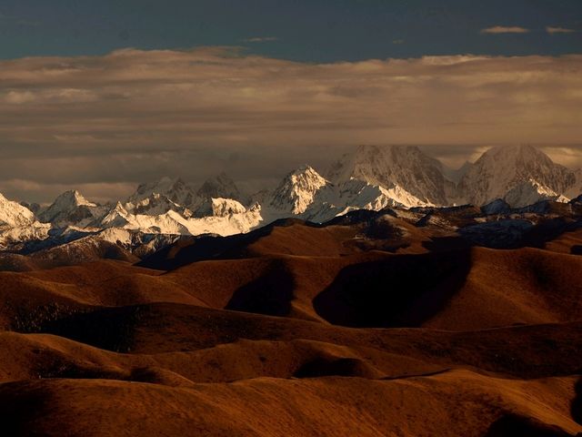 Light and Shadow of Yuzixi