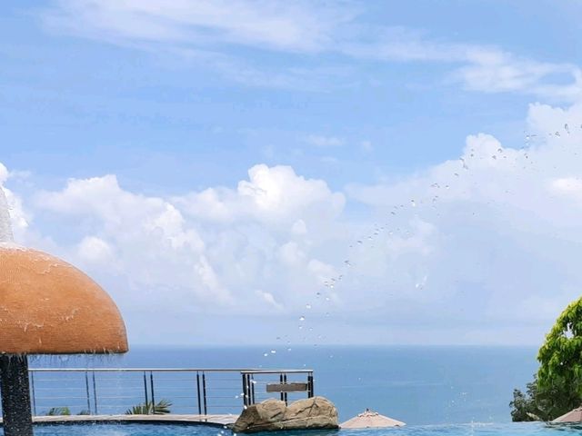 Sea, sand, and serenity—Koh Chang’s vibe is unmatched!