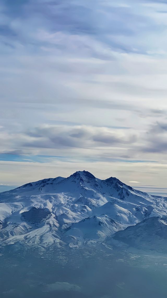 這不是富士山，是在土耳其。