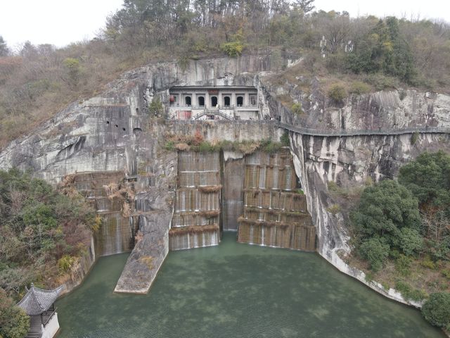 漫遊新昌大佛寺玩