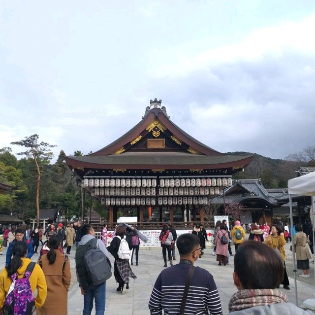 Charming Streets and Timeless Beauty: Gion, Kyoto