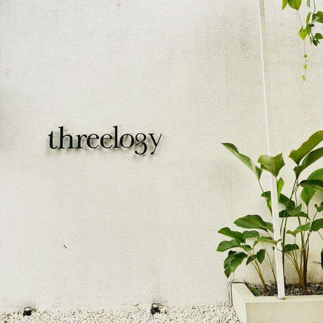 Cozy and Instagrammable: Threelogy Coffee