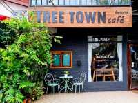 Tree Town Cafe คาเฟ่เวียงจันทน์ เที่ยวลาว