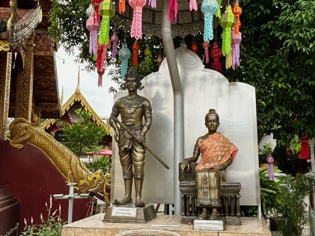 Solo Exploration of Wat Sri Suphan: The Silver Temple