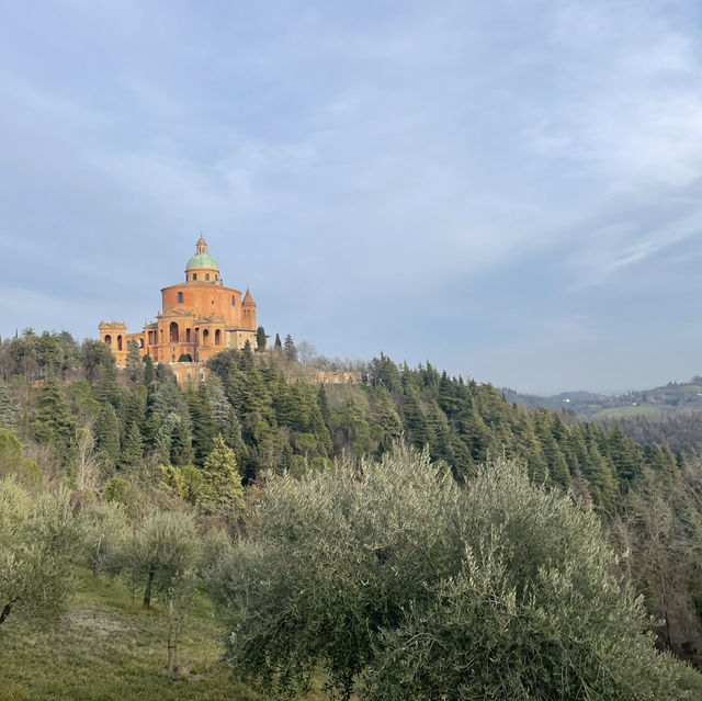 Group Travel in Bologna: A Perfect Day in Italy’s Culinary Capital 