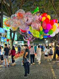 三亞最火夜市｜來這裡簡直就是去了台灣墾丁