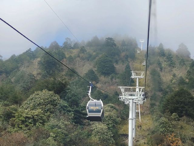 只有到達山頂，才能看見的風景